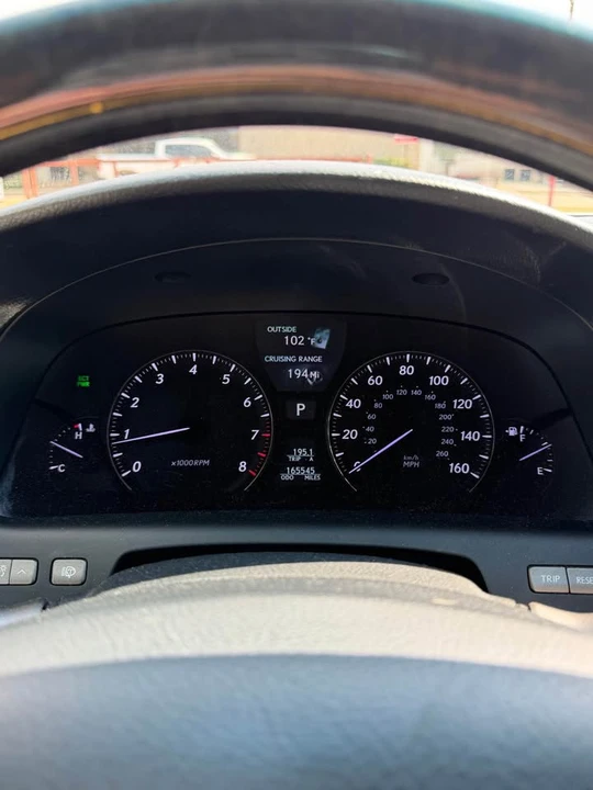 2010 Lexus LS 4th Gen - Image 10 of 12