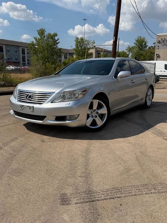2010 Lexus LS 4th Gen - Image 6 of 12