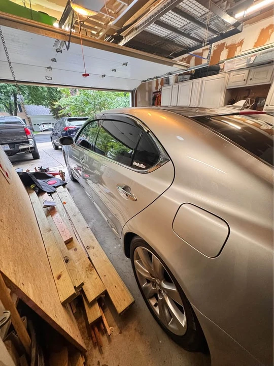 2010 Lexus LS 4th Gen - Image 4 of 14