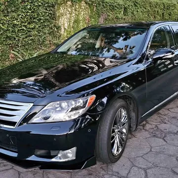 2010 Lexus LS 600h L Sedan 4D