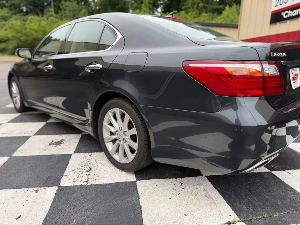 2010 Lexus LS 4th Gen - Image 8 of 20