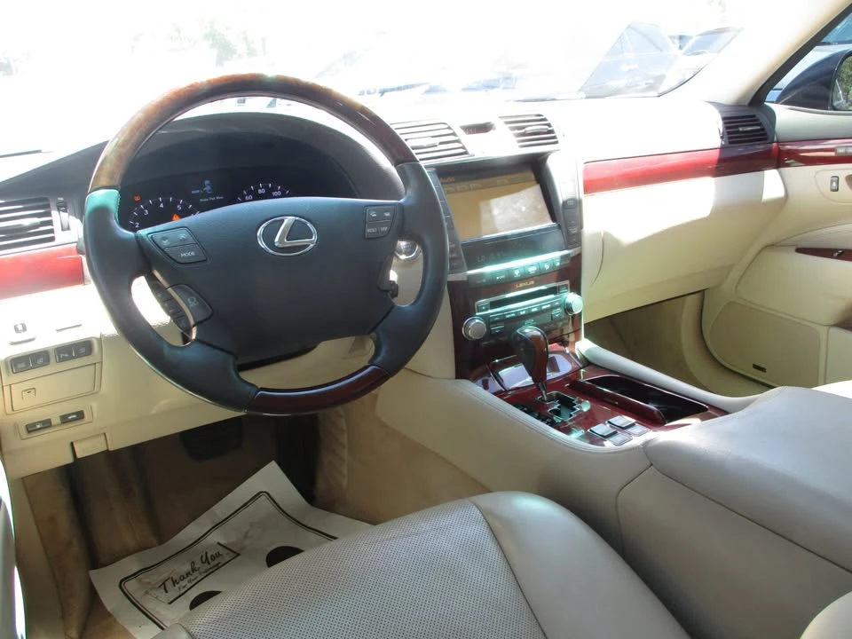 2010 Lexus LS 4th Gen - Image 8 of 10