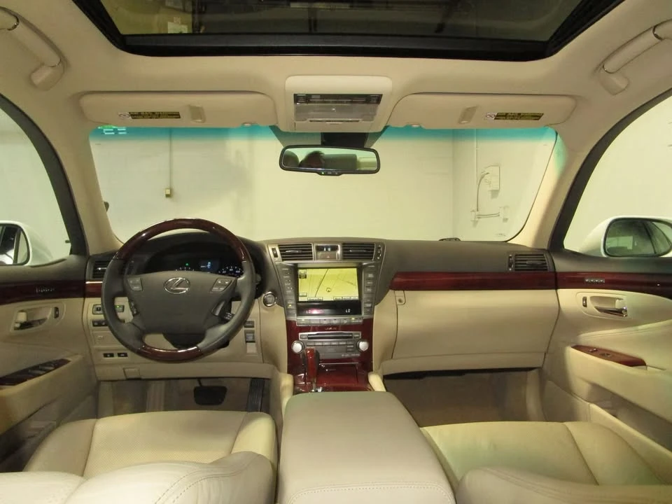 2010 Lexus LS 4th Gen - Image 9 of 20