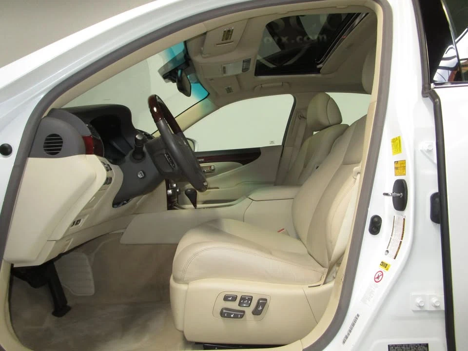 2010 Lexus LS 4th Gen - Image 14 of 20