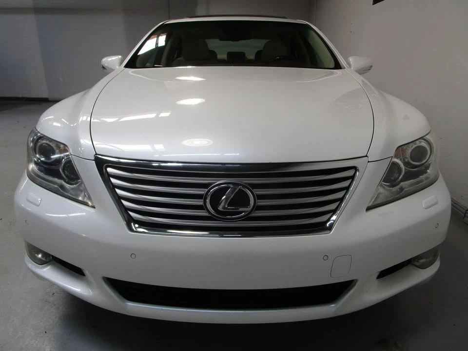 2010 Lexus LS 4th Gen - Image 8 of 20
