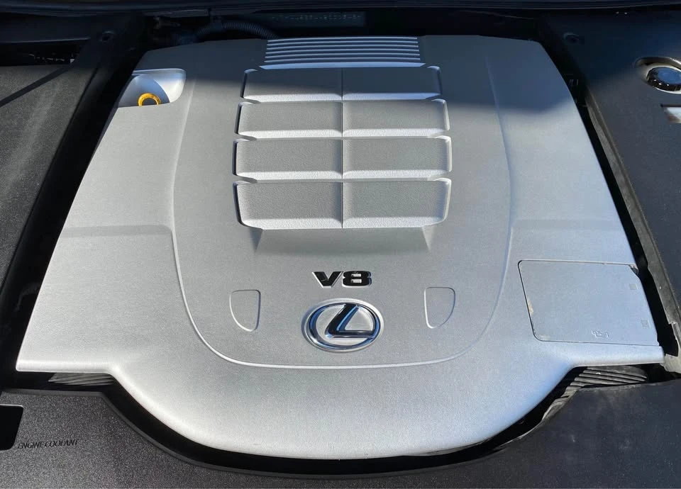 2010 Lexus LS 4th Gen - Image 3 of 12