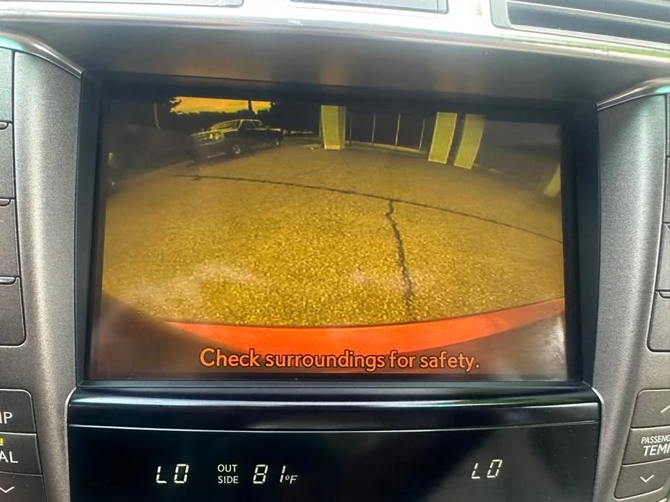 2010 Lexus LS 4th Gen - Image 16 of 20