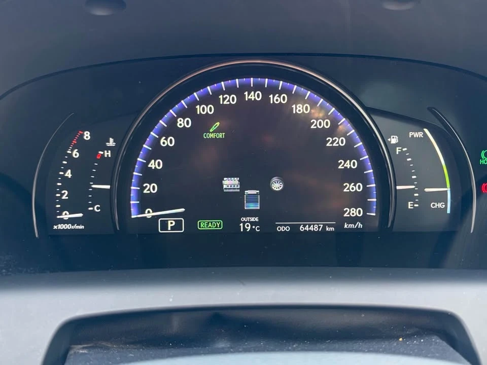 2010 Lexus LS 4th Gen - Image 10 of 18