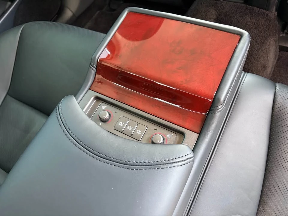 2010 Lexus LS 4th Gen - Image 18 of 18