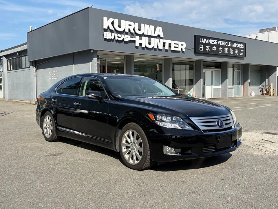 2010 Lexus LS 4th Gen - Image 3 of 18