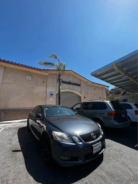 2010 Lexus LS 4th Gen - Image 3 of 9