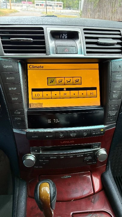2010 Lexus LS 4th Gen - Image 18 of 20