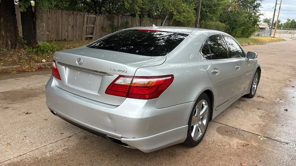 2010 Lexus LS 4th Gen - Image 5 of 20