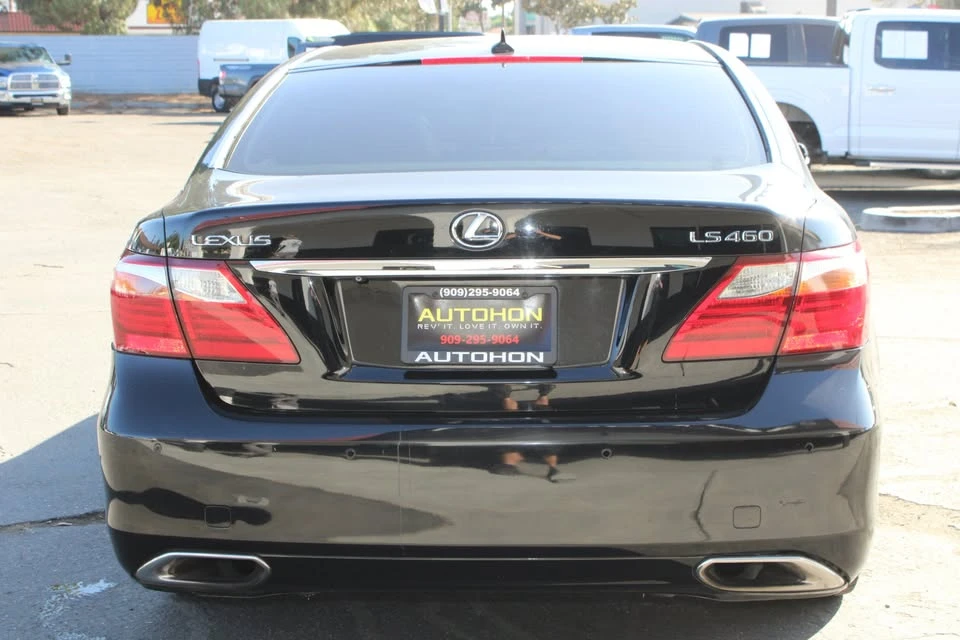 2010 Lexus LS 4th Gen - Image 16 of 20