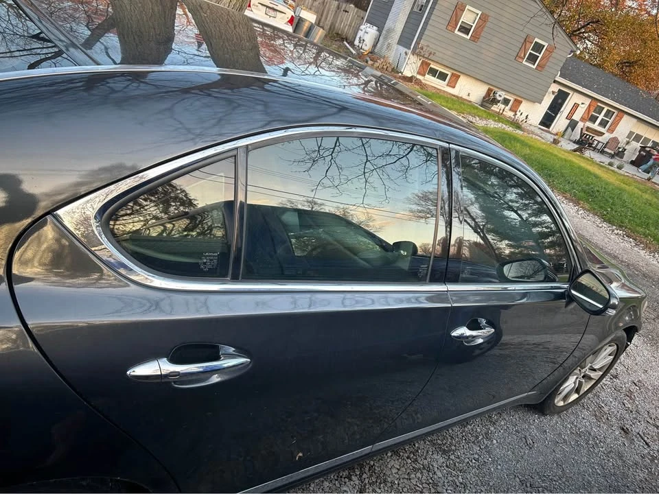 2010 Lexus LS 4th Gen - Image 5 of 5