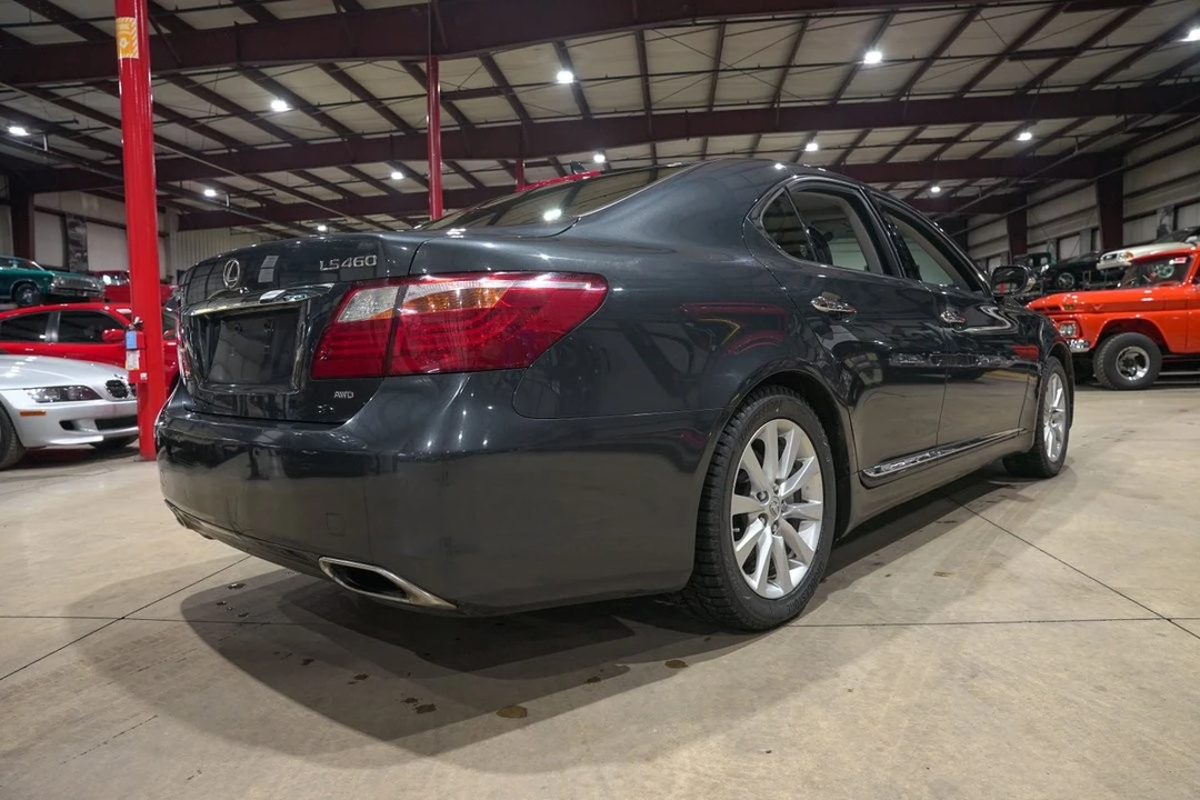 2010 Lexus LS 4th Gen - Image 8 of 12