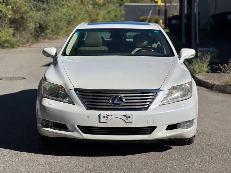 2010 Lexus LS 4th Gen - Image 2 of 12