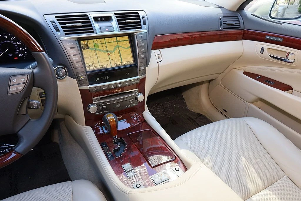 2010 Lexus LS 4th Gen - Image 10 of 21