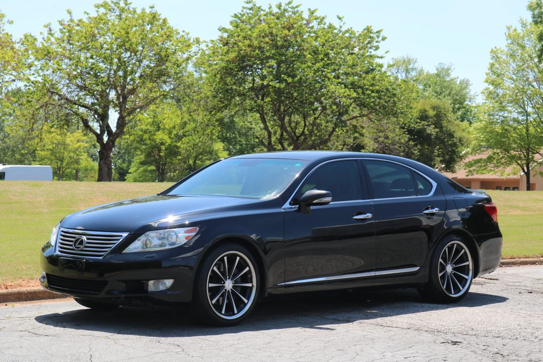 2010 Lexus LS 4th Gen - Image 2 of 31