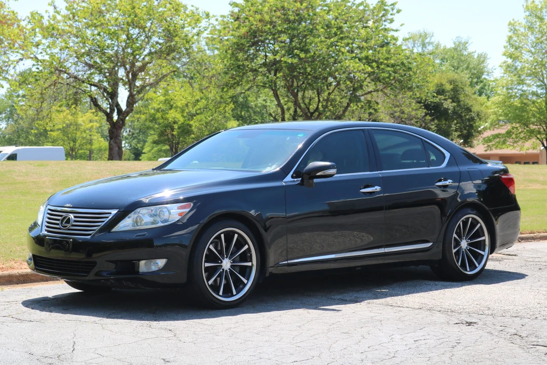 2010 Lexus LS 4th Gen - Image 3 of 31
