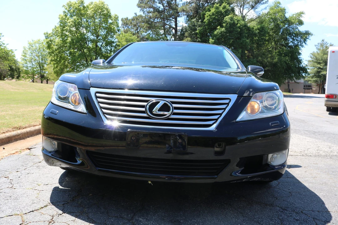 2010 Lexus LS 4th Gen - Image 13 of 31