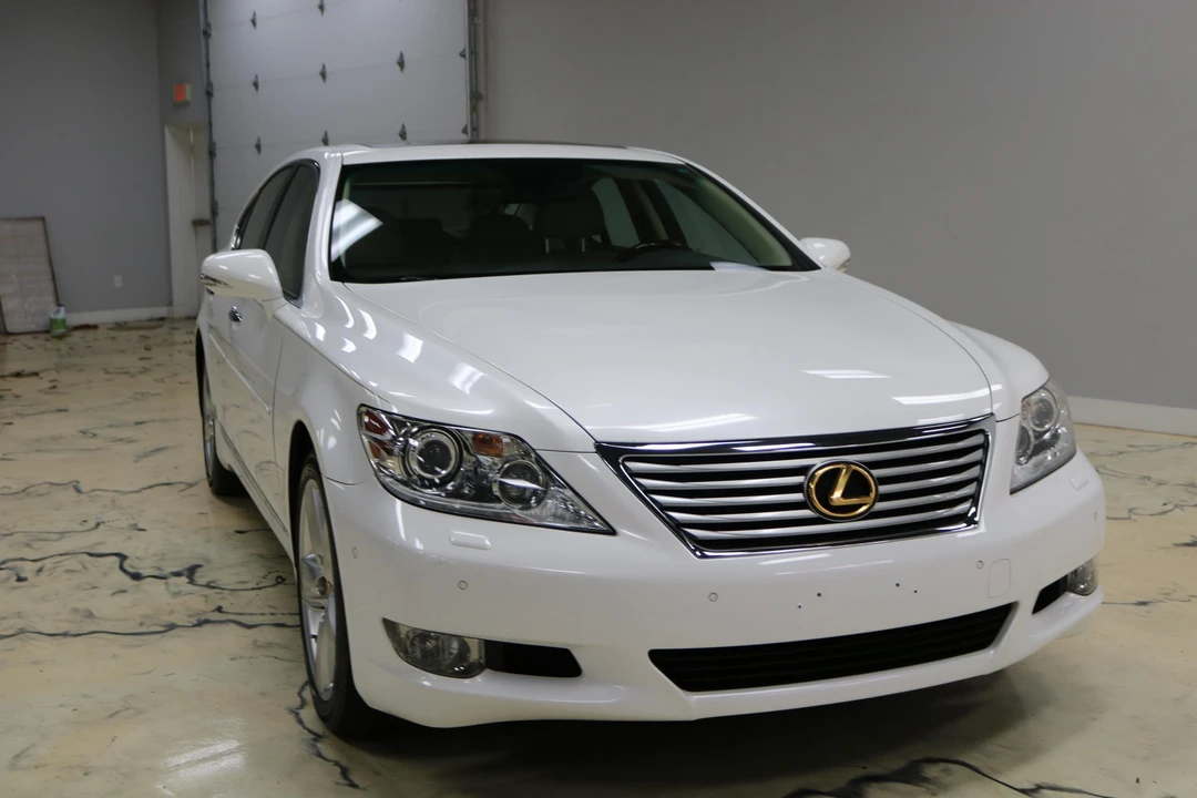 2010 Lexus LS 4th Gen - Image 20 of 31