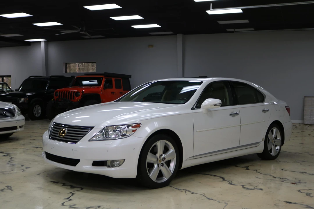 2010 Lexus LS 4th Gen - Image 5 of 31