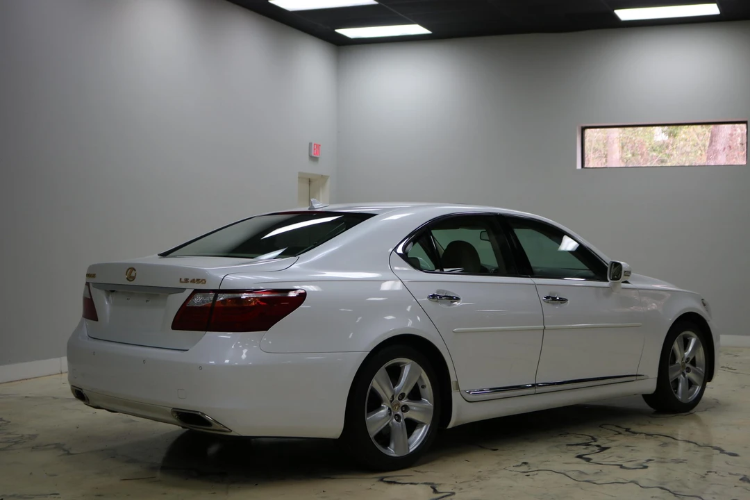 2010 Lexus LS 4th Gen - Image 12 of 31