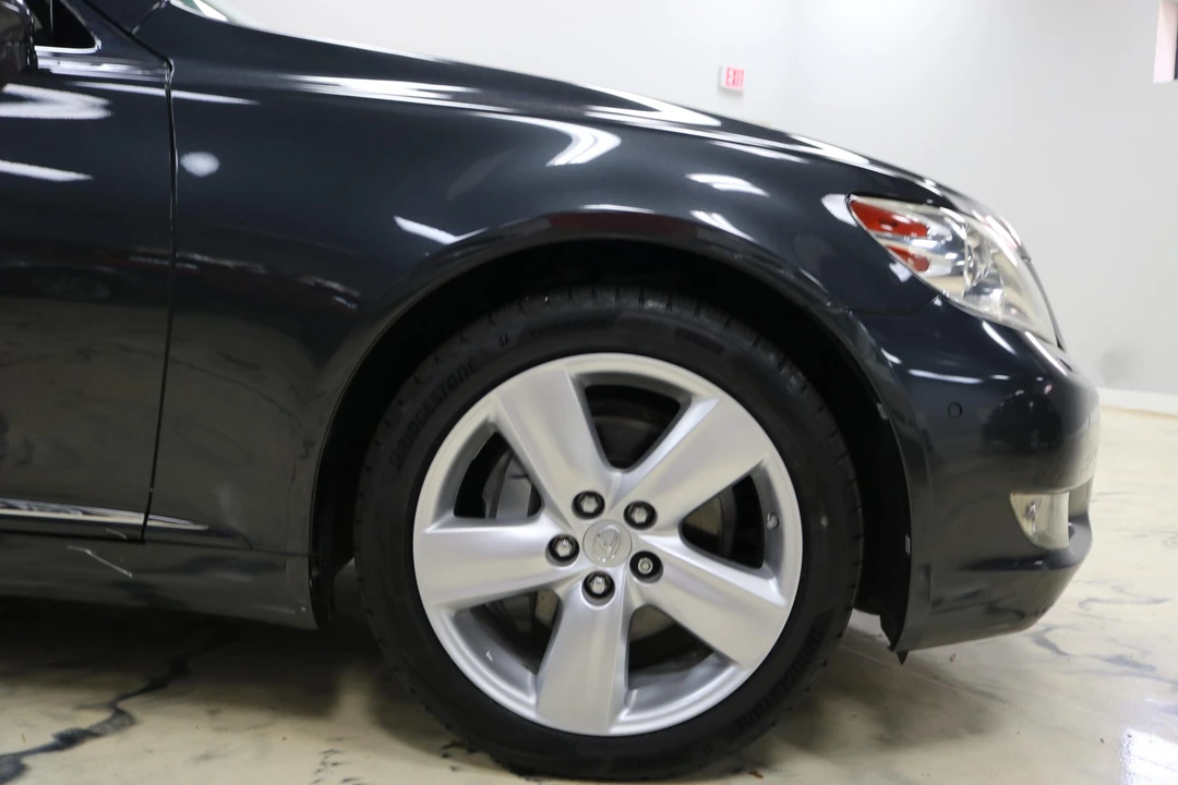 2010 Lexus LS 4th Gen - Image 30 of 31