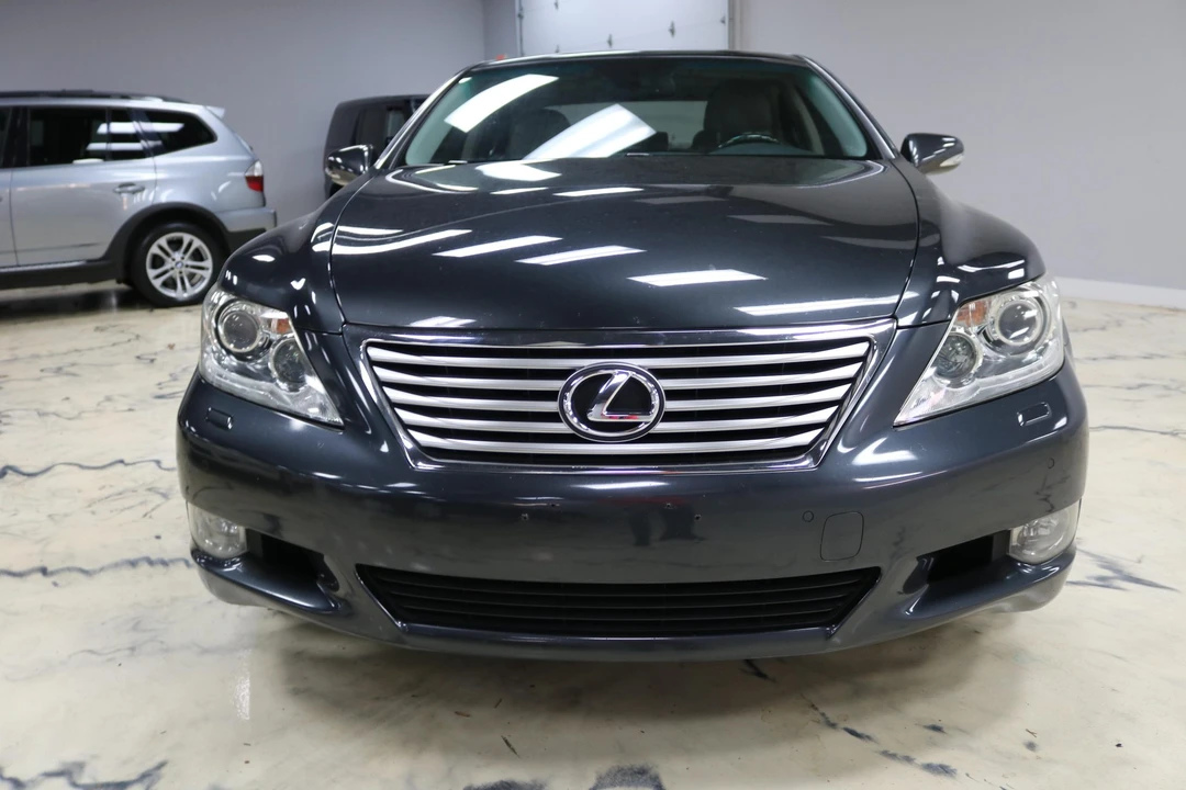 2010 Lexus LS 4th Gen - Image 5 of 31