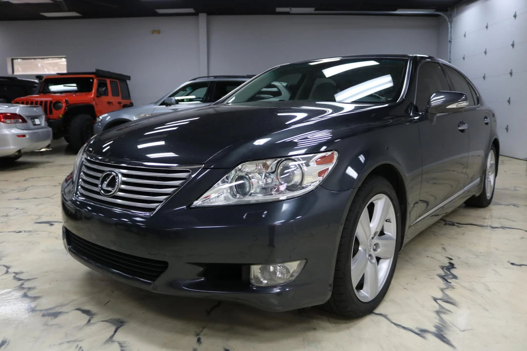 2010 Lexus LS 4th Gen - Image 3 of 31