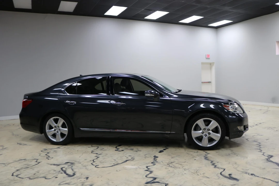 2010 Lexus LS 4th Gen - Image 10 of 31