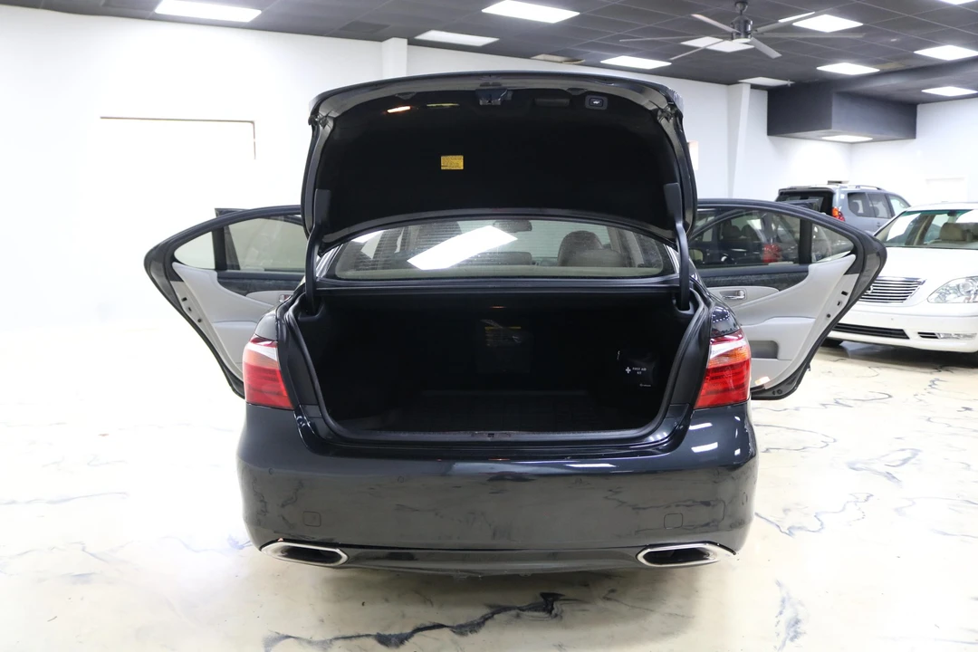 2010 Lexus LS 4th Gen - Image 22 of 31