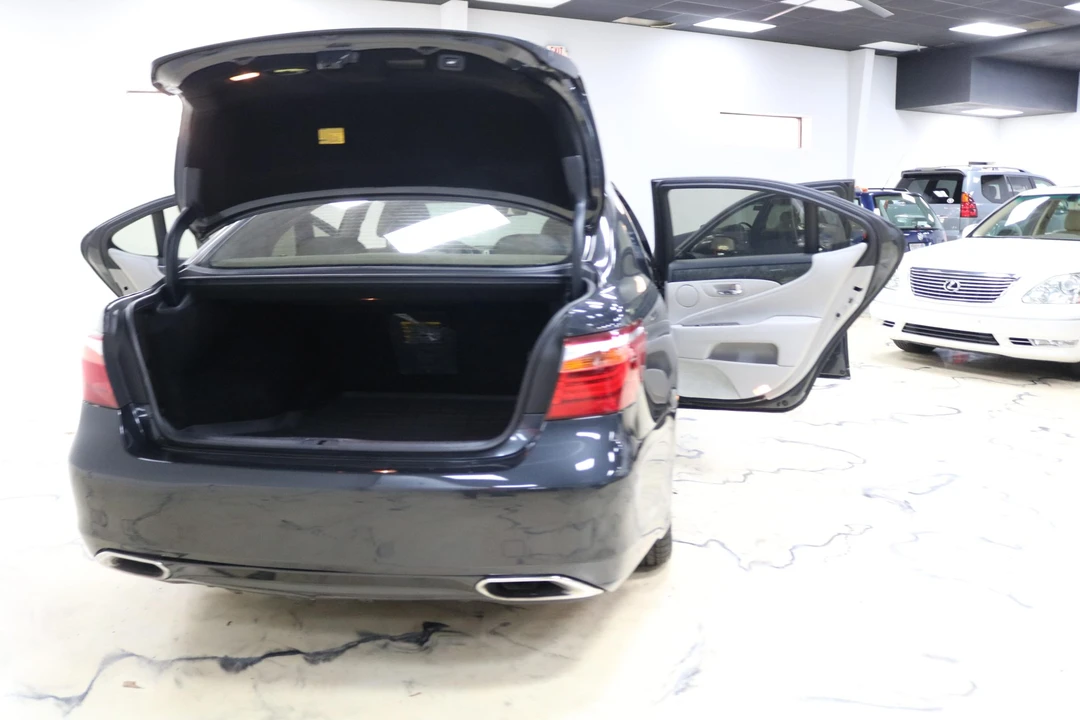 2010 Lexus LS 4th Gen - Image 20 of 31