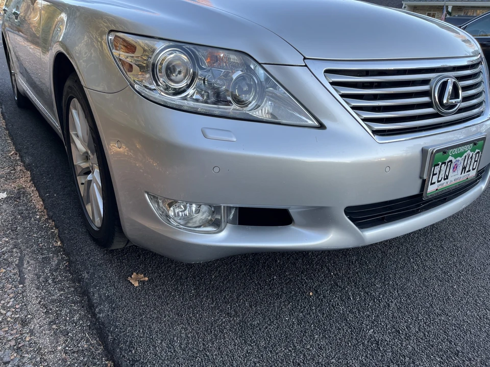 2010 Lexus LS 4th Gen - Image 15 of 31