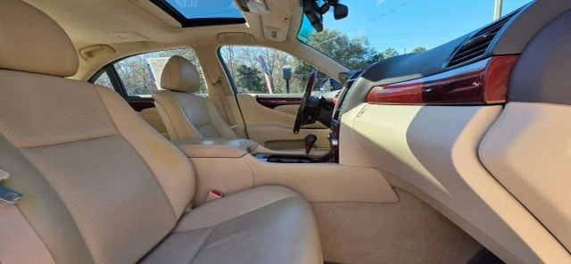 2010 Lexus LS 4th Gen - Image 12 of 18