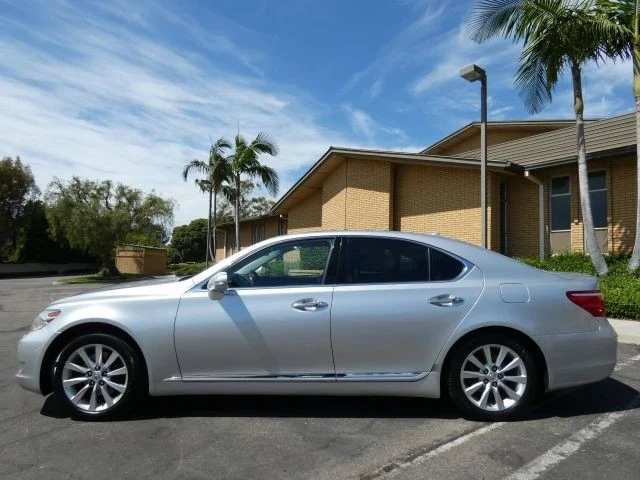 2010 Lexus LS 4th Gen - Image 14 of 21