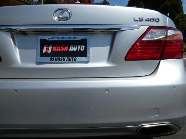 2010 Lexus LS 4th Gen - Image 8 of 21