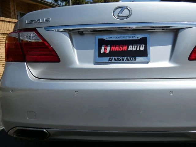 2010 Lexus LS 4th Gen - Image 10 of 21