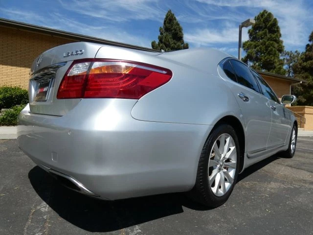2010 Lexus LS 4th Gen - Image 7 of 21