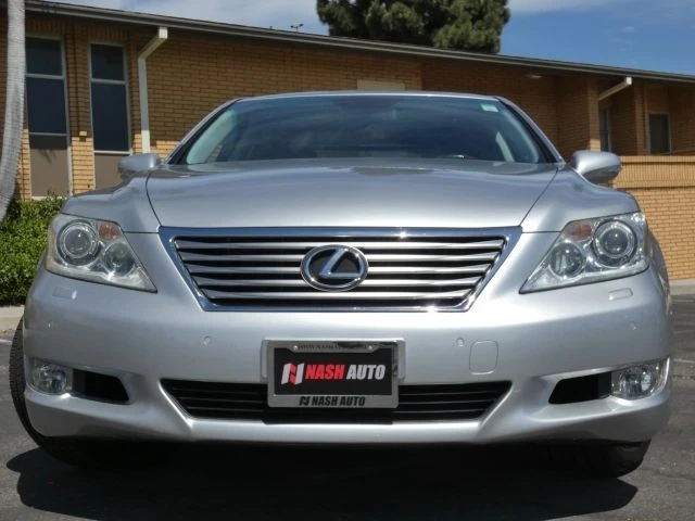 2010 Lexus LS 4th Gen - Image 17 of 21