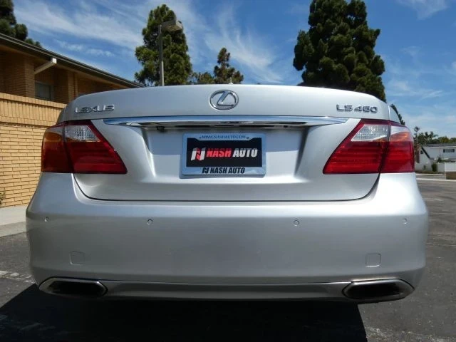 2010 Lexus LS 4th Gen - Image 10 of 21