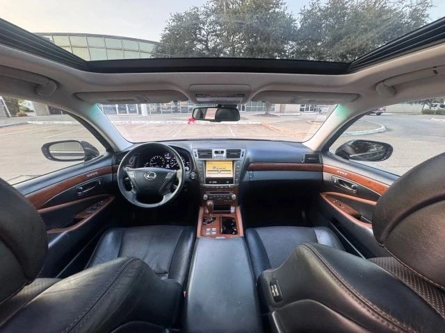 2010 Lexus LS 4th Gen - Image 12 of 21