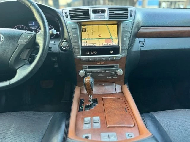 2010 Lexus LS 4th Gen - Image 14 of 21