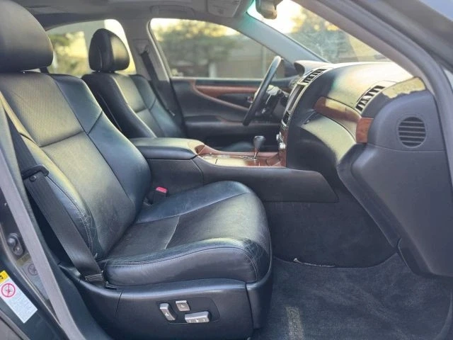 2010 Lexus LS 4th Gen - Image 18 of 21