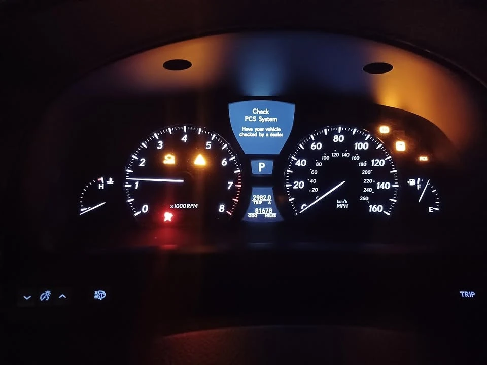 2010 Lexus LS 4th Gen - Image 7 of 7