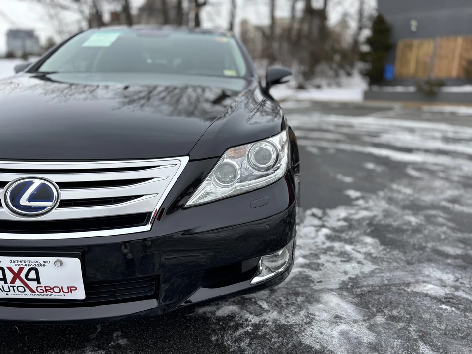 2010 Lexus LS 4th Gen - Image 12 of 31