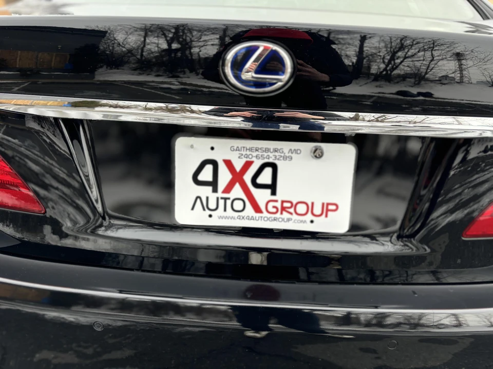 2010 Lexus LS 4th Gen - Image 20 of 31