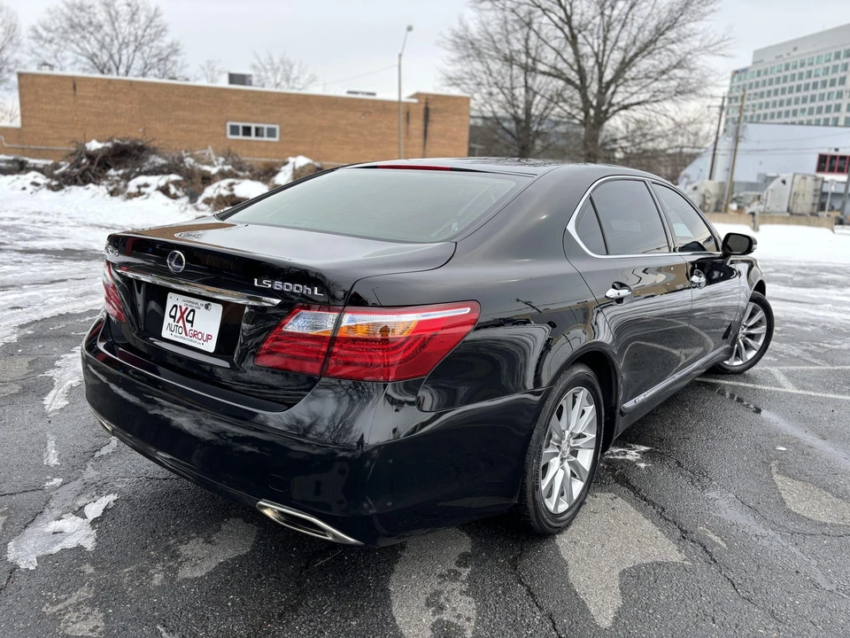2010 Lexus LS 4th Gen - Image 6 of 31