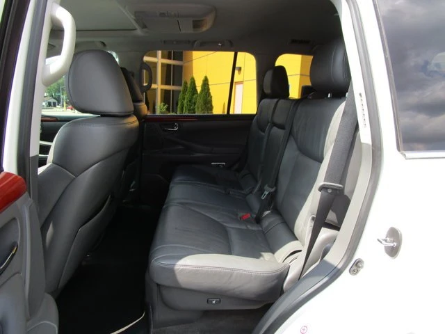 2010 Lexus LX 3rd Gen - Image 10 of 20
